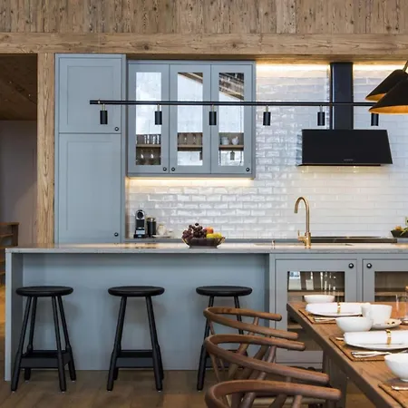 Alpine Luxury Chalet Konk In Switzerland シャレー ツェルマット